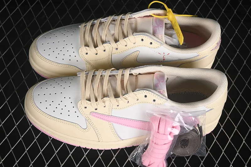 All categories Air Jordan Jordan series basketball shoes Air Jordan 1 Low GX foreign trade version Travis Scott x Air Jordan 1 Low OG AJ1 Joe 1 undercut low top full head layer IQ7604-100